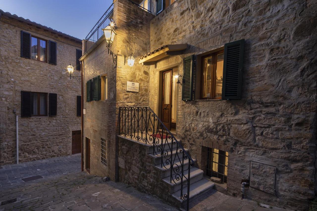 La Togata Hotellerie De Charme Relais Il Terrazzo Montalcino Exterior foto